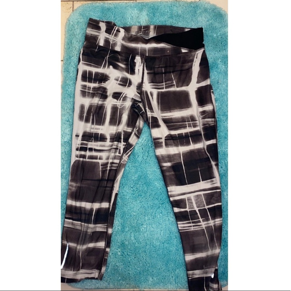 Nike dry fit leggings